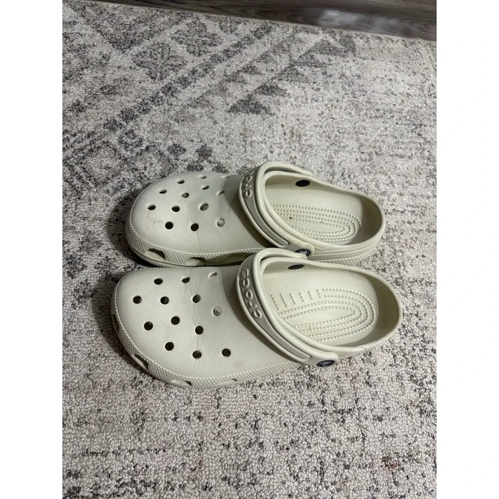 Tan Unisex Adult Crocs Size 8 Men's/10 Women's